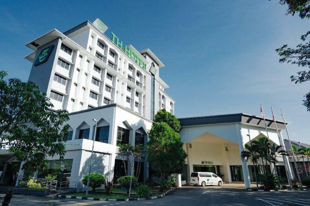 Raia Hotel Kota Kinabalu Exterior foto