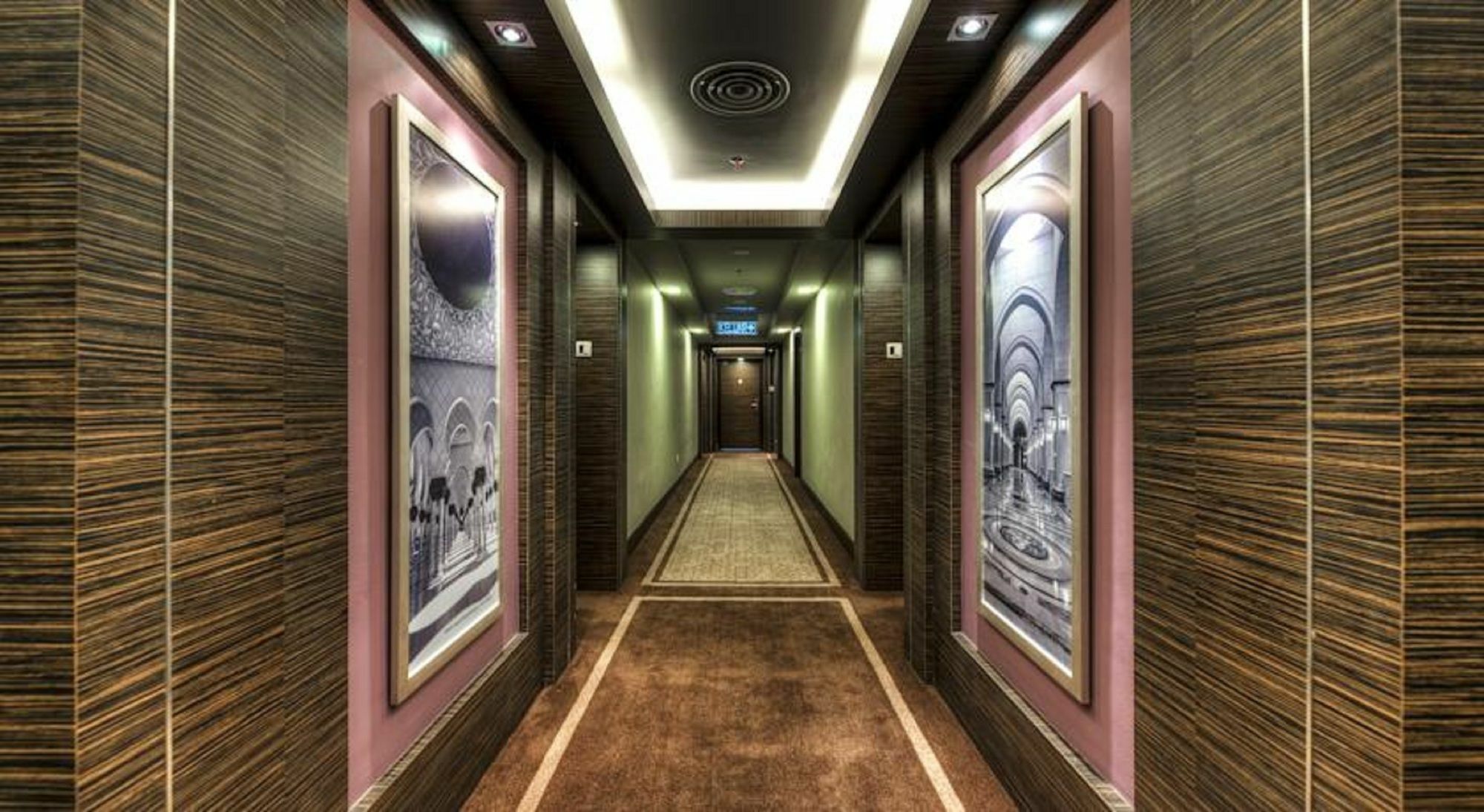 Raia Hotel Kota Kinabalu Exterior foto