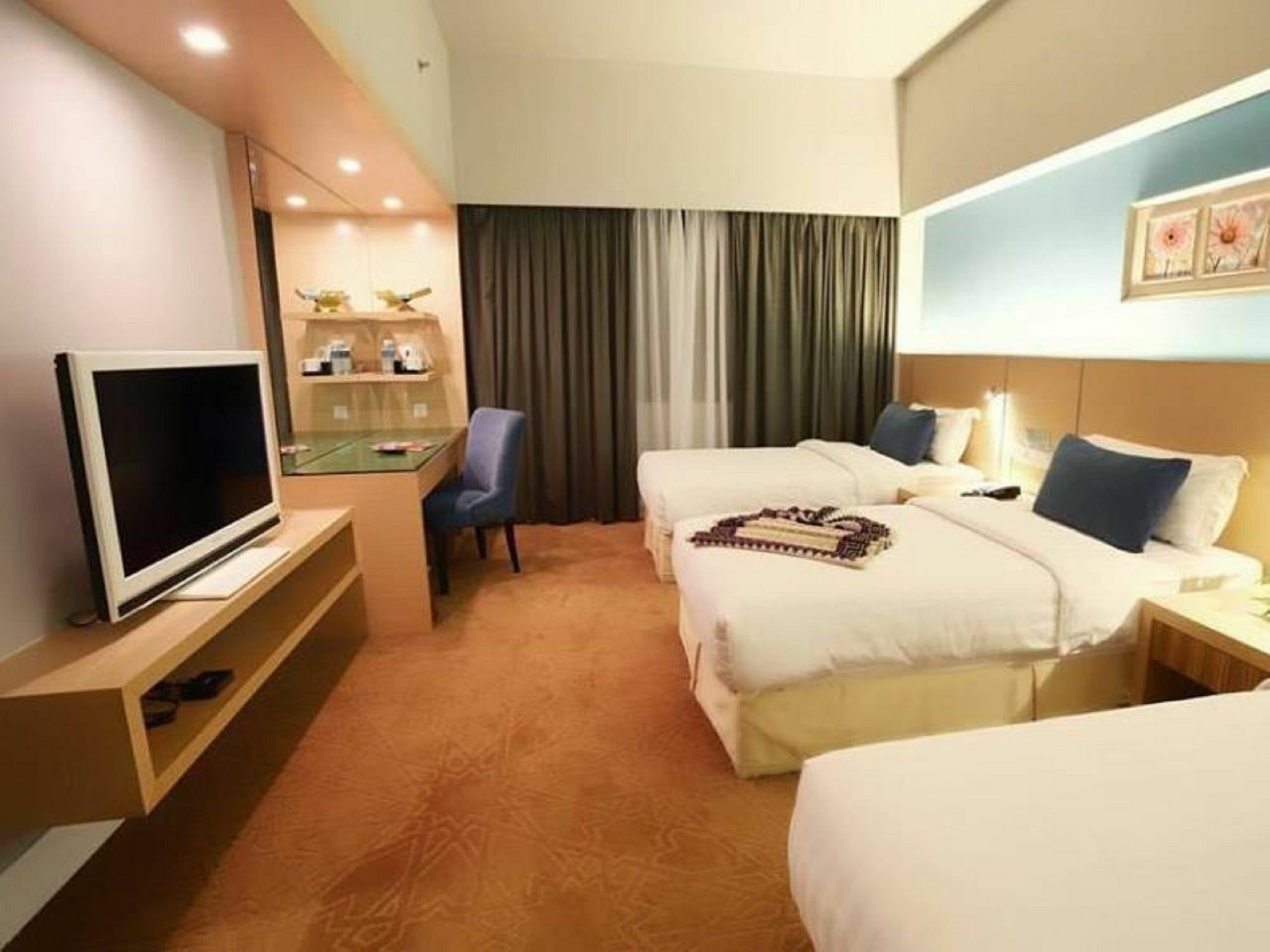 Raia Hotel Kota Kinabalu Exterior foto
