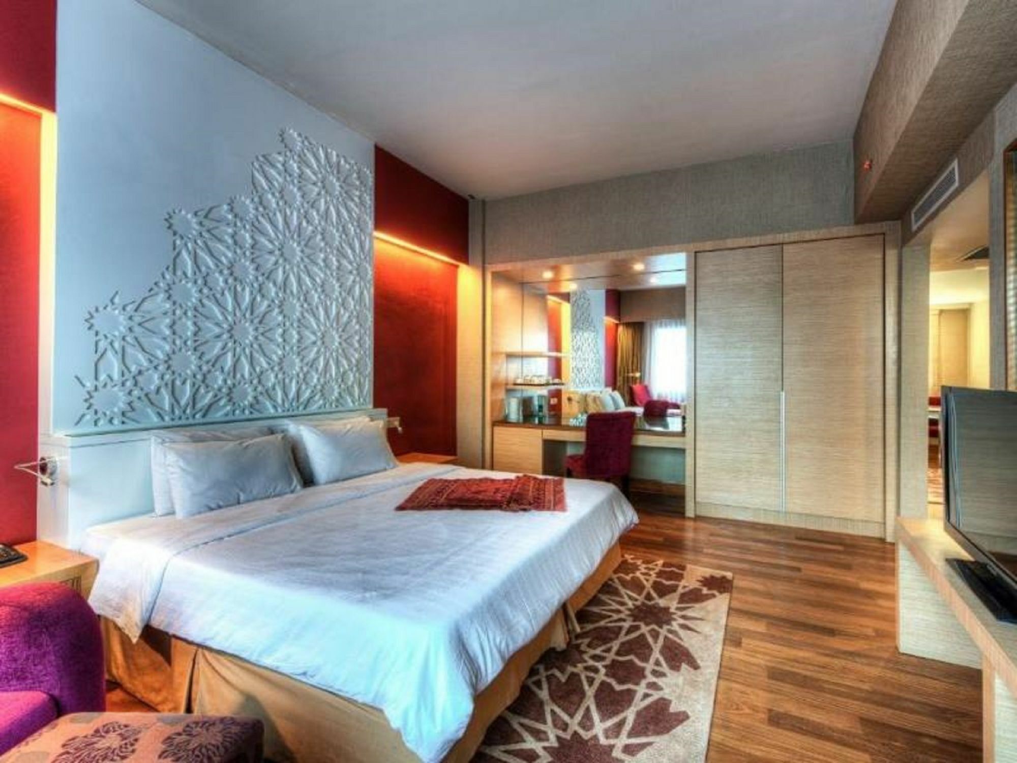 Raia Hotel Kota Kinabalu Exterior foto